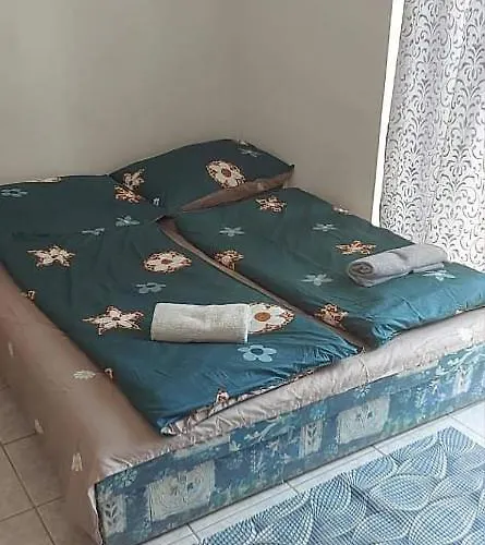 Badacsonyi Pihenes Privat Berlemeny בדקסוניטומאי